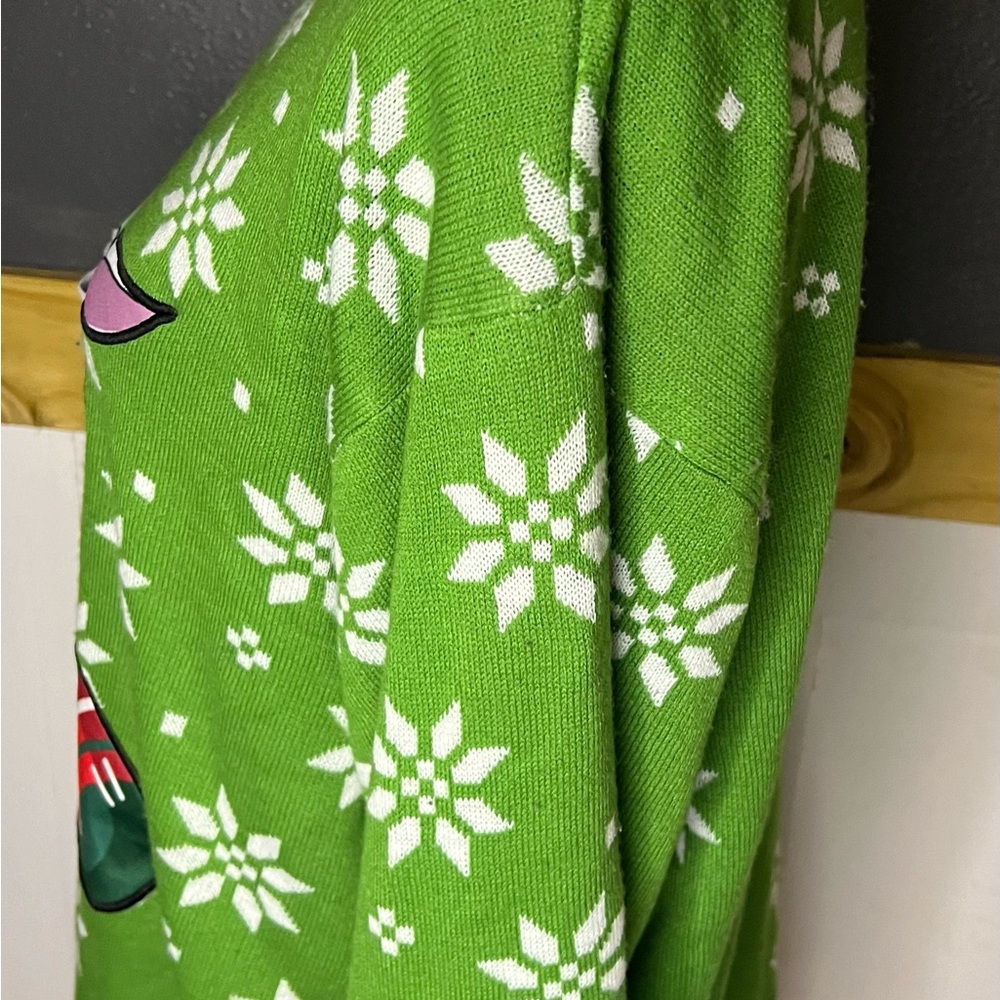 Stars wars Mandalorian, baby Yoda ugly  Christmas sweater men size large - Picture 3 of 5